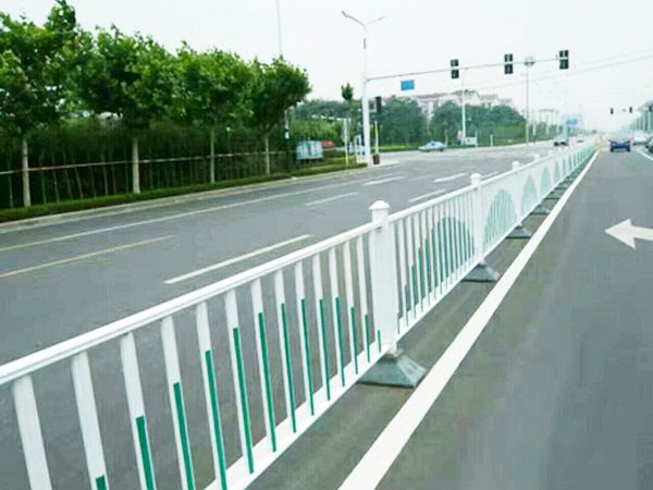 道路护栏