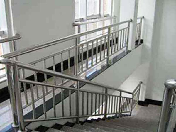 不锈钢楼梯护栏