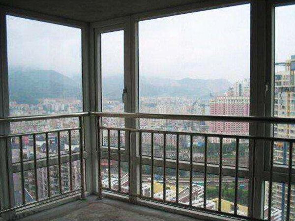 不锈钢窗台护栏